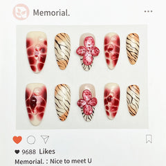 Handmade Small Flower Leopard Crack Press-On Nails