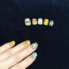 UNIKOO CUTE CAKE PUPPY Short Round Press-on Nails