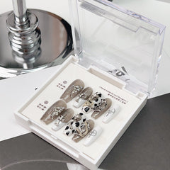 Light Luxury Zebra Butterfly