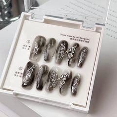 Melting Silver Smoke Blooming