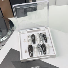 Magic Mirror Crocodile Pattern Totem