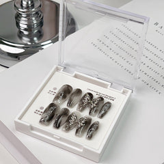 Melting Silver Smoke Blooming