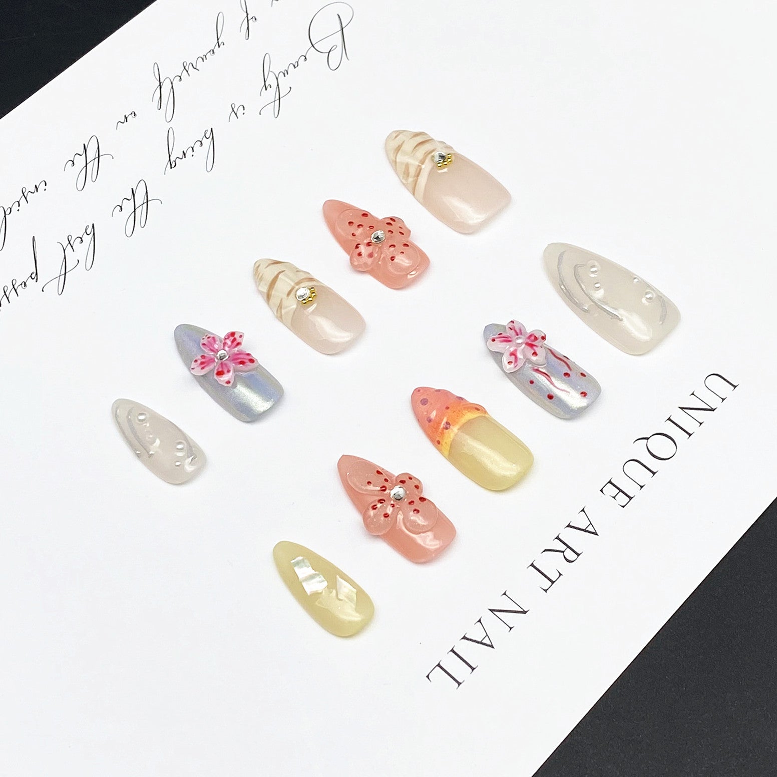 UNIKOO Small Flower French Fritillary almond Press-on Nails