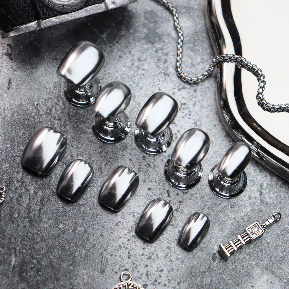 UNIKOO Mirror Silver Cyberpunk almond Press-on Nails