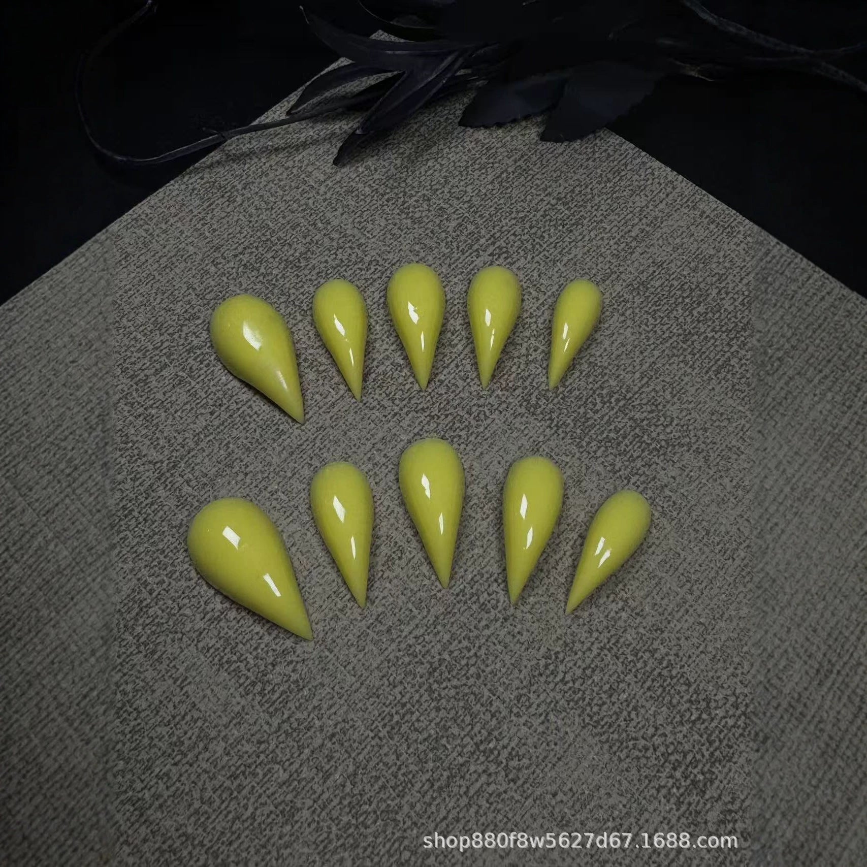 Magic Claw Lemon Yellow
