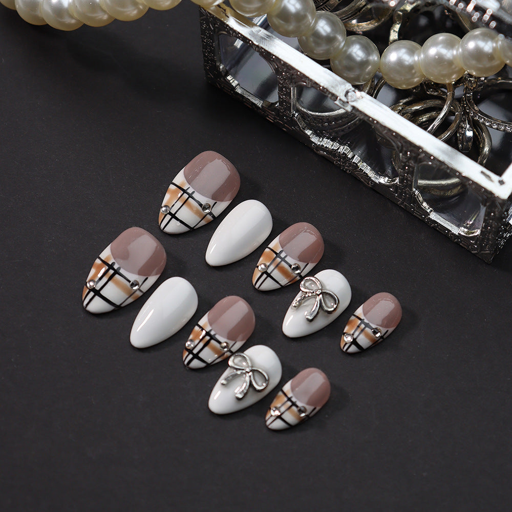 UNIKOO Short Almond French Diamond PRESS ON NIALS