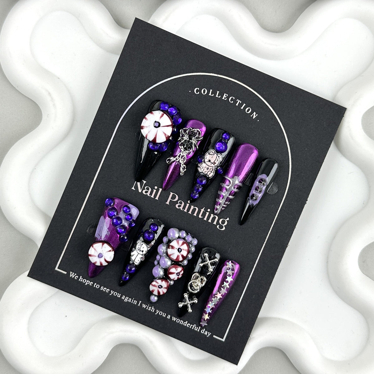 Over-the-Top Cool Dark Halloween Press-On Nails 🎃🖤