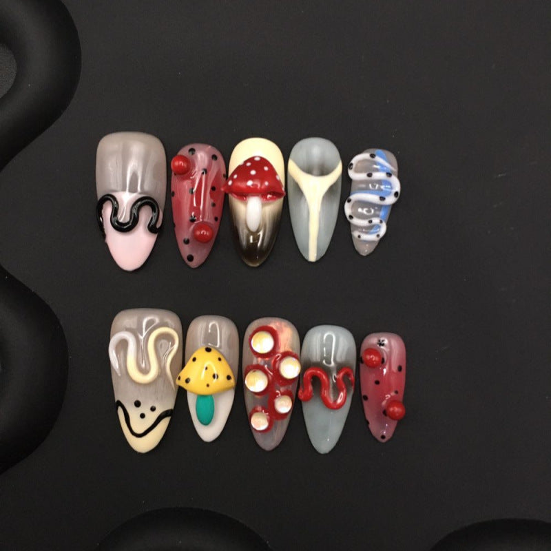 Engraved nail plate