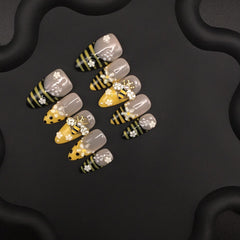 3D engraved French bee color