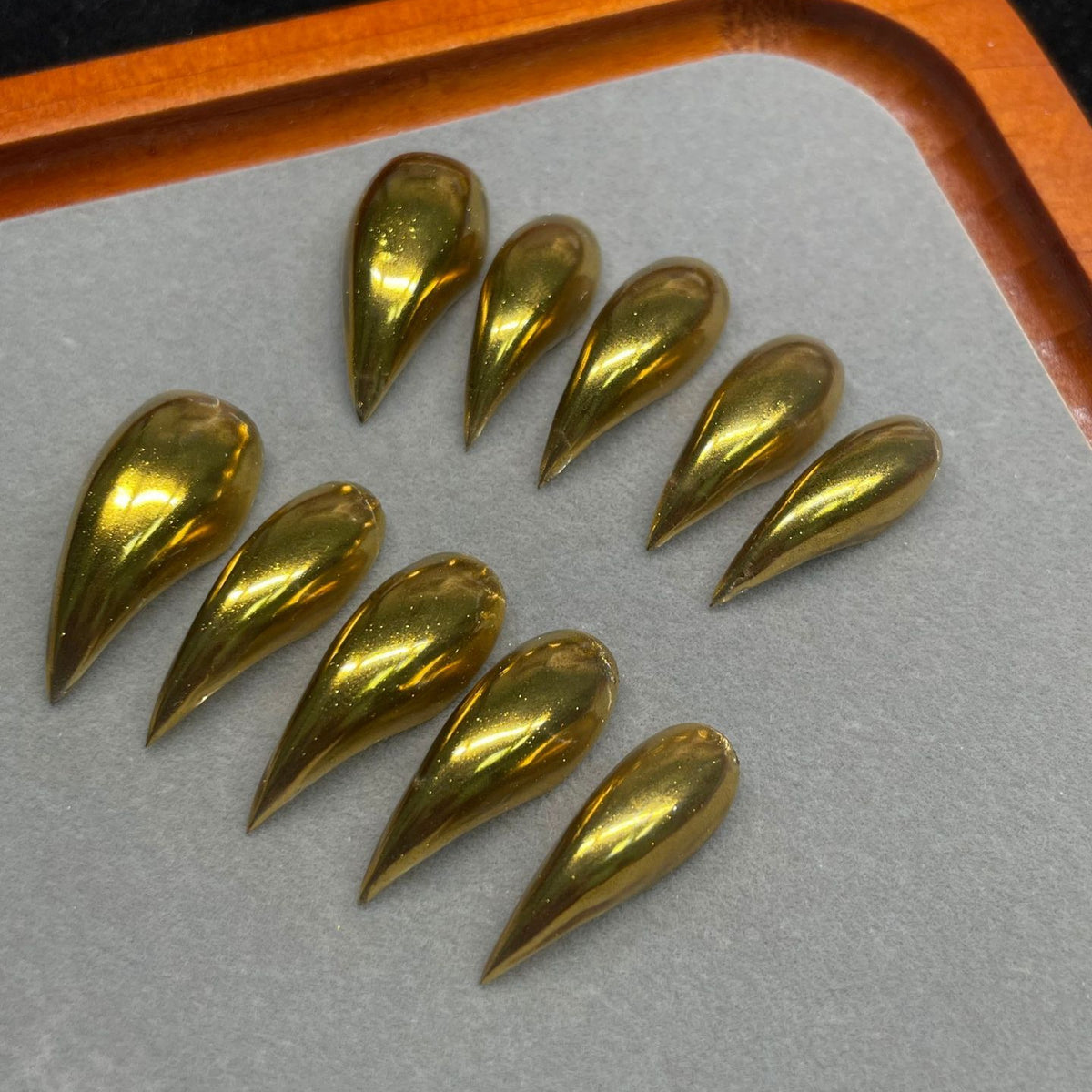 Golden Dragon Claw