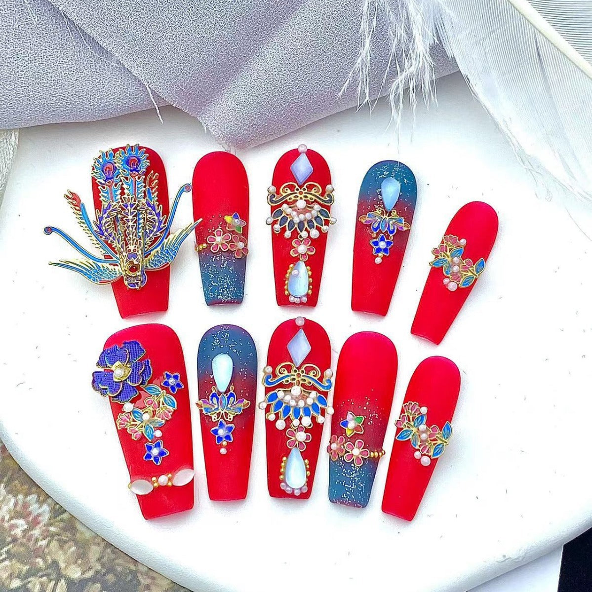 UNIKOO Traditional Chinese Wedding with Phoenix Crown PRESS ON NIALS