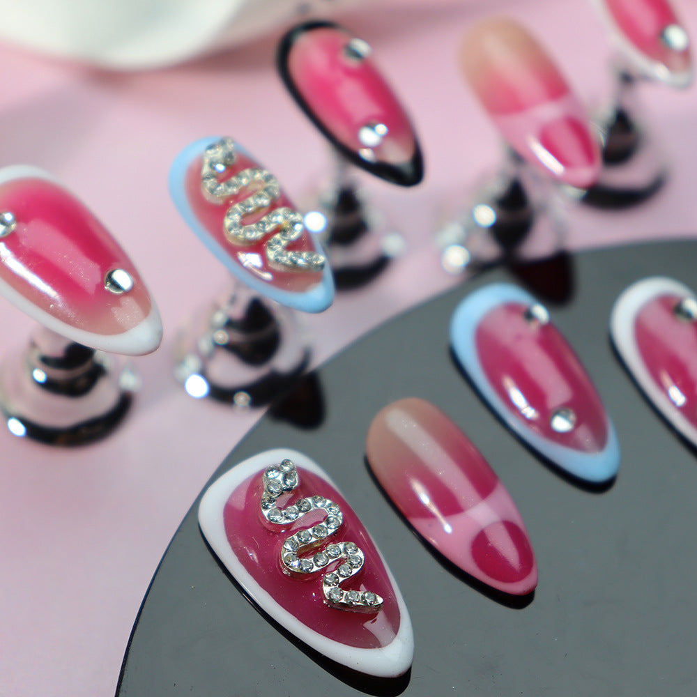 UNIKOO Snake Gold Almond Press-on Nails
