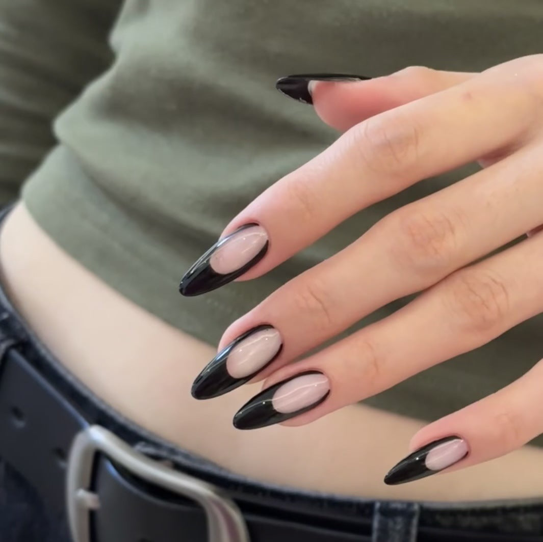 UNIKOO BLACK V-tip French PRESS ON NAILS