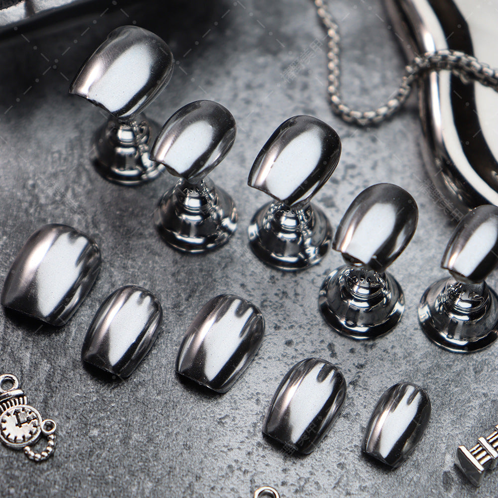 UNIKOO Mirror Silver Cyberpunk almond Press-on Nails