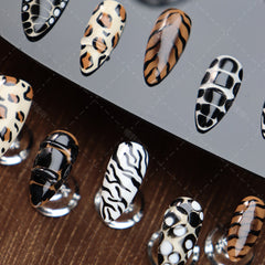 UNIKOO Maillard White ANIMAL ALMOND Press-on Nails