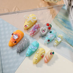 UNIKOO Ocean System Short Almond PRESS ON NIALS